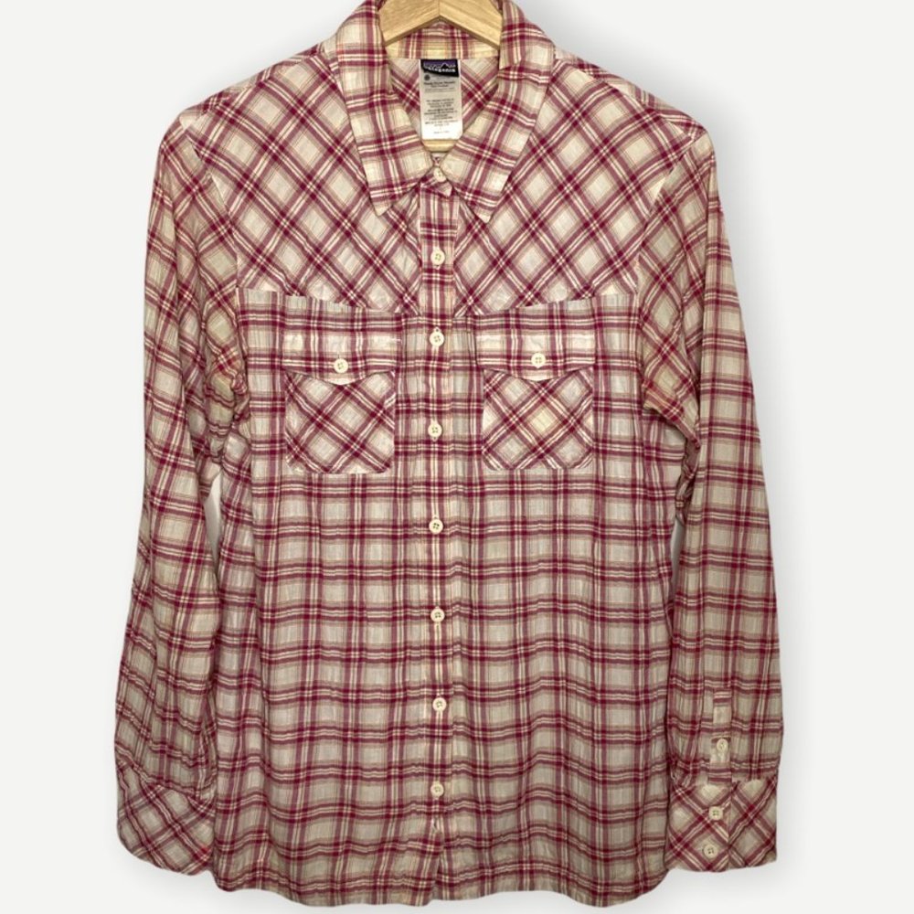 Patagonia Women's Plaid Button Up Red Size 2